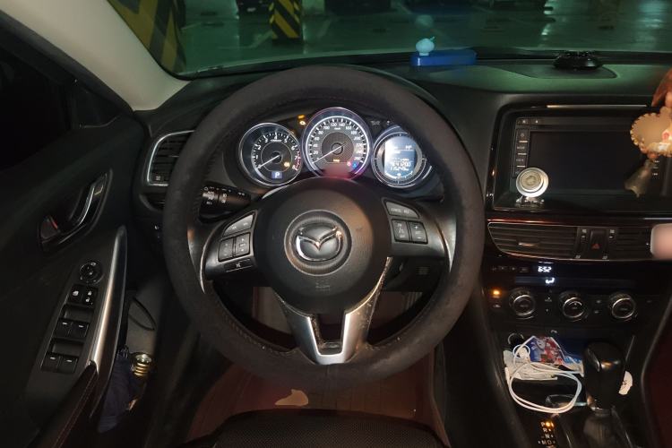 Used Mazda Atenza 2015 2.0L Blue Sky Luxury Edition
