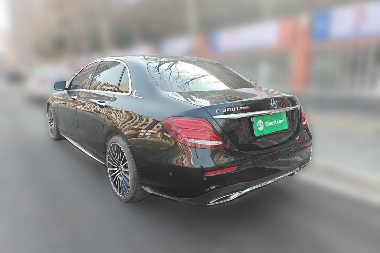 Used Mercedes-Benz E-Class 2016 E 300 L Sporty and Stylish Model