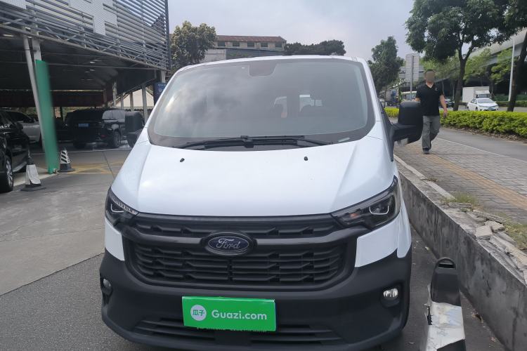 Used Ford Transit 2023 2.0T Gasoline Manual Multifunction Commercial Vehicle Short Wheelbase Low Roof 5/6 Seats
