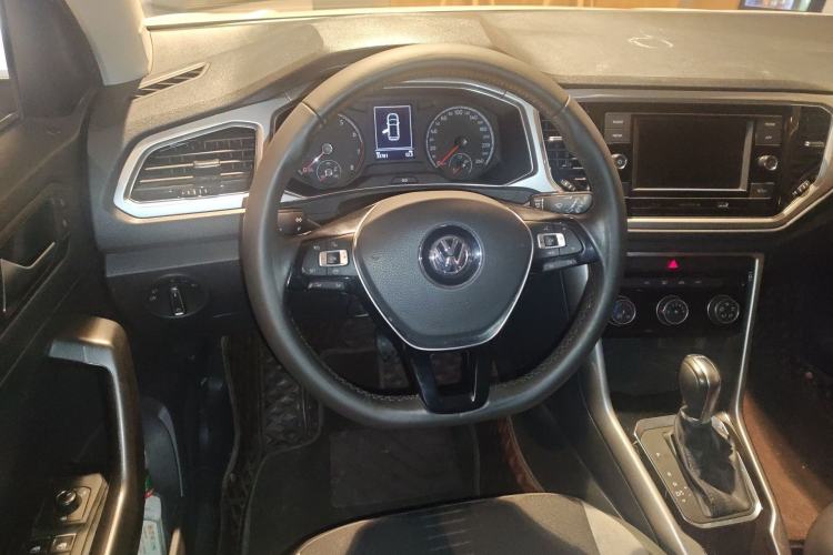 Used Volkswagen T-ROC 2020 230TSI DSG Two-Wheel Drive Advanced Version Steering Wheel
