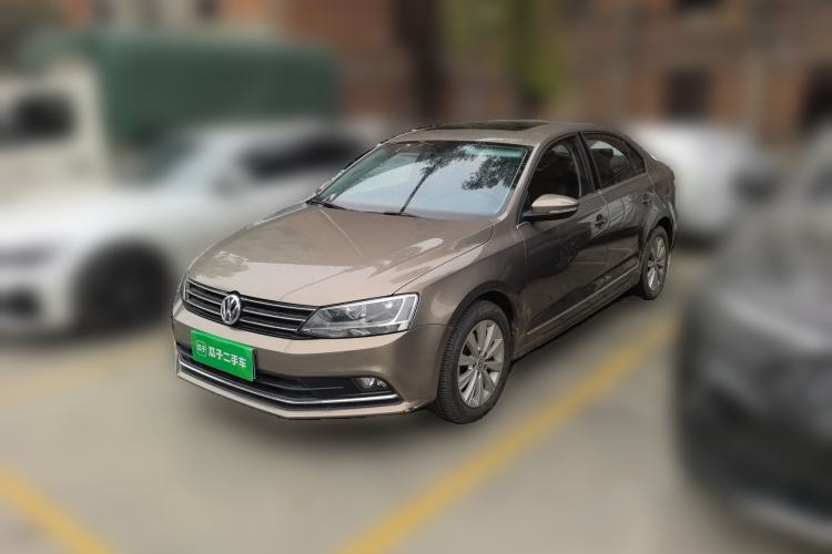 Used Volkswagen Sagitar 2015 1.6L Manual Comfort Model