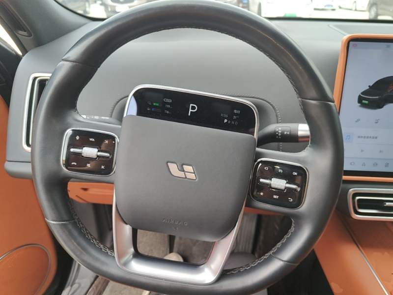 Used Li Auto L8 2024 Pro Model — 10