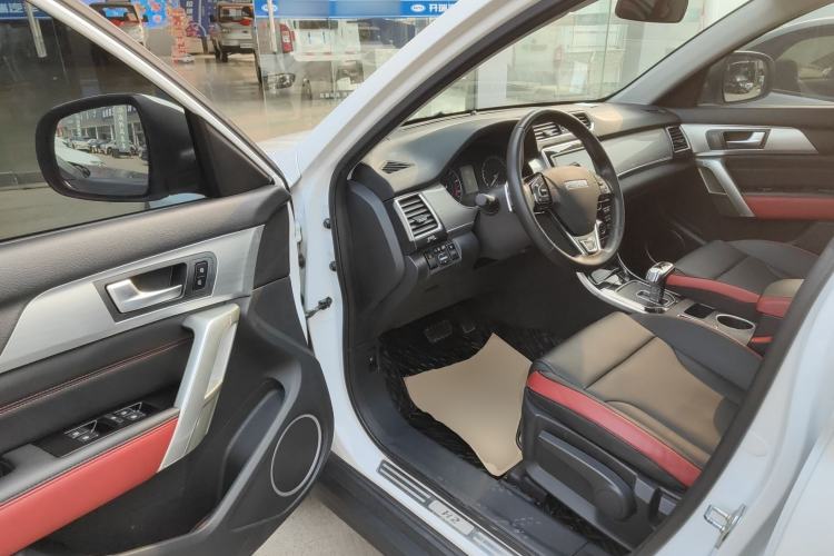 Used Haval H2 2018 Red-Label 1.5T Dual-Clutch Two-Wheel-Drive Luxury Model
