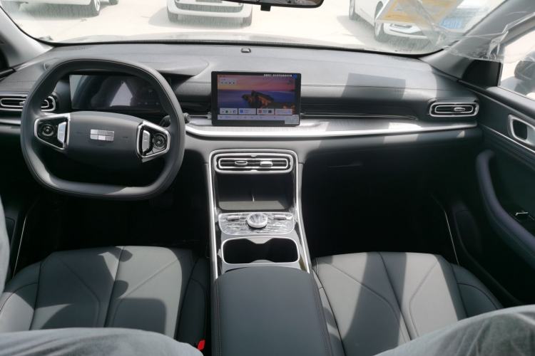 Used Geely Galaxy Stellar 6 2026 Model 125km Free-Style Edition Center Console