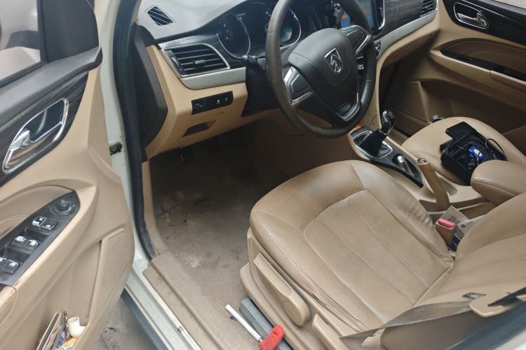 Used Baojun 730 2016 1.5L Manual Comfort Version 7 Seats China V Emission Standard