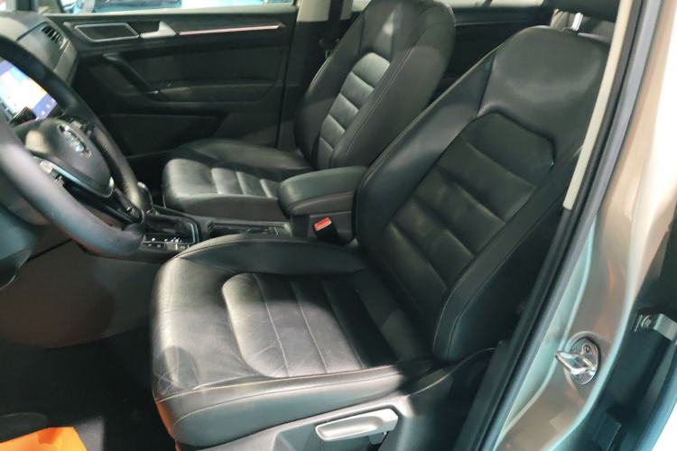 Used Volkswagen Golf Sportsvan 2016 230TSI Automatic Luxury Version