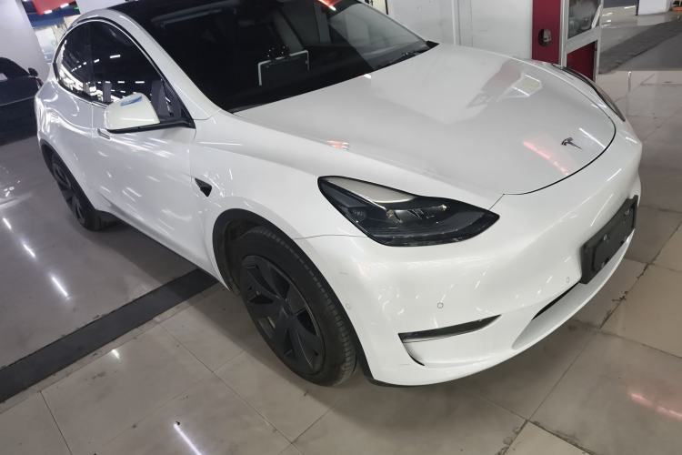 Used Tesla Model Y 2021 Long-Range All-Wheel-Drive Version