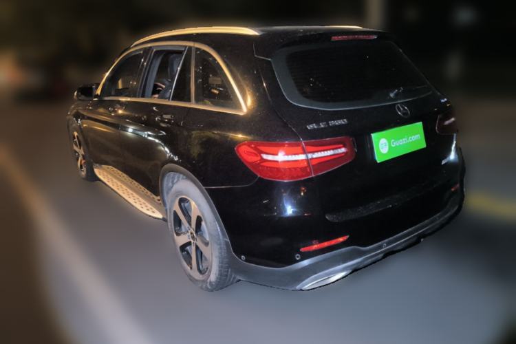 Used Mercedes-Benz GLC 2018 Facelift GLC 260 4MATIC Luxury Edition
