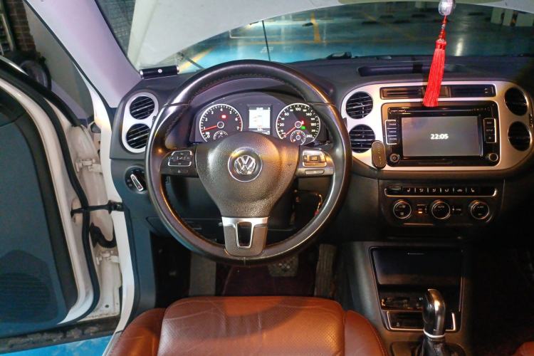 Used Volkswagen Tiguan 2013 1.8TSI Automatic Two-Wheel Drive Luxury Model Steering Wheel