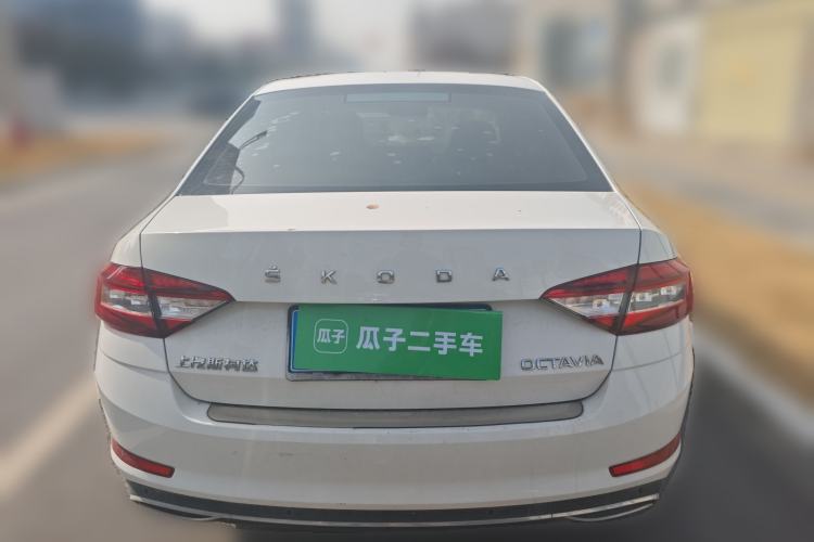 Used Skoda Octavia 2019 1.5L Automatic Smart Drive Luxury Edition China VI Standard
