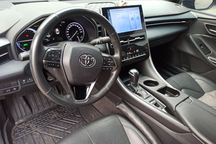 Used Toyota Avalon 2023 Dual-Engine 2.5L Luxury Edition Center Console