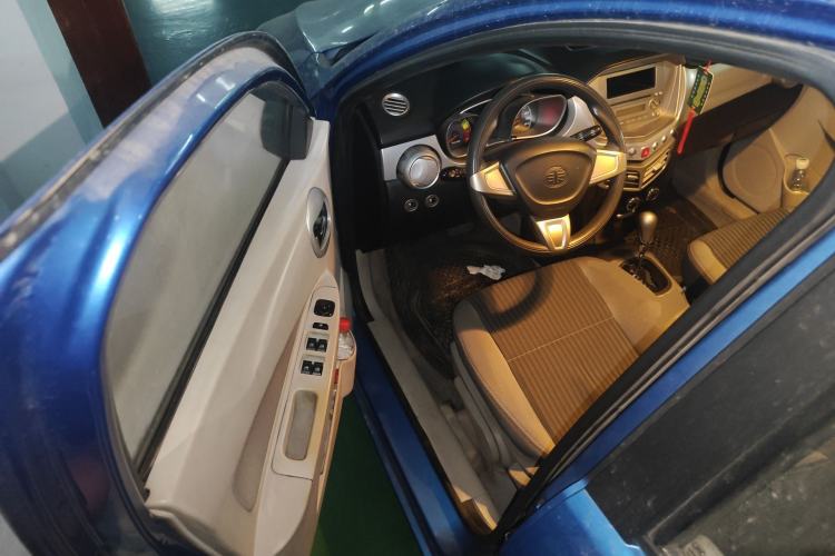 Used Oley 2012 Sedan 1.5L Automatic Comfort Model Driver Seat