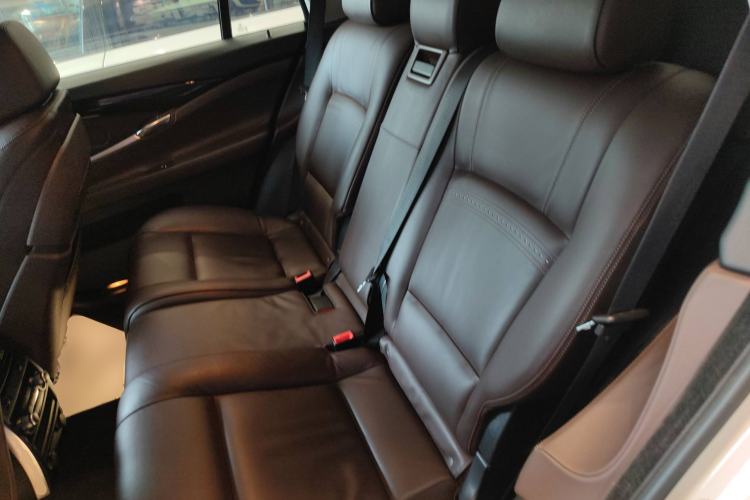 Used BMW 5 Series GT 2014 528i Luxury Edition
