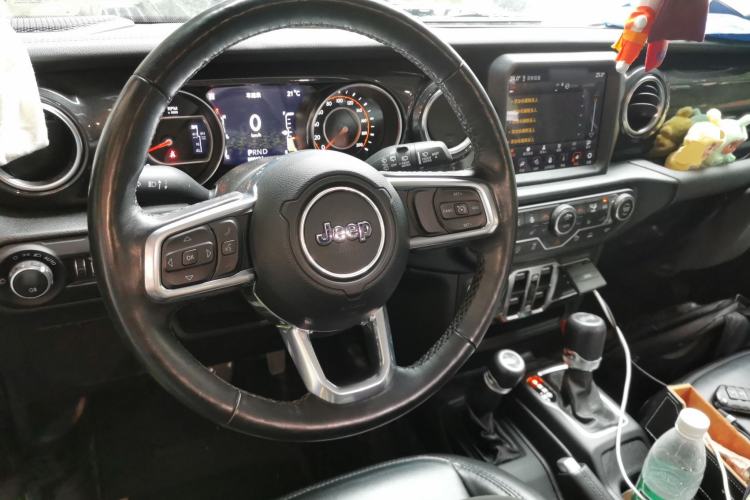 Used Jeep Wrangler 2021 2.0T Sahara Four-Door Edition Steering Wheel