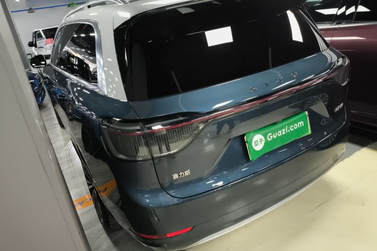 Used Hima AITO M9 2024 Range-Extended Ultra Version 42 kWh 6-Seater Model Rear Left 45 Deg