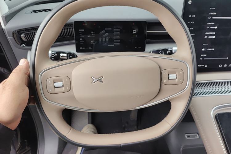 Used XPeng X9 2025 740 Ultra-Long Range Max