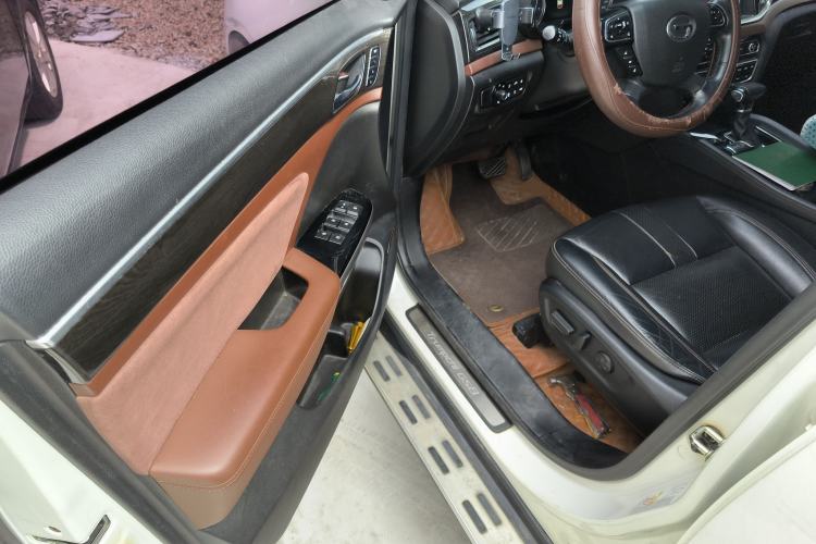 Used GAC Trumpchi GS8 2017 320T Four-Wheel Drive Luxury Smart Connectivity Version (7 Seats)
