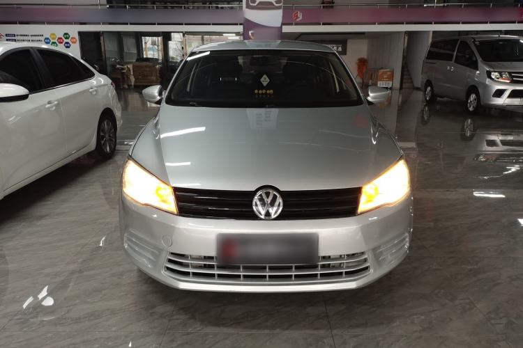 Used Volkswagen Jetta 2015 1.6L Manual Fashion Edition