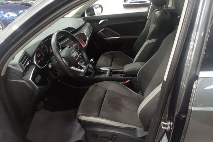 Used Audi Q3 2023 35 TFSI Fashion Dynamic Model (1.4T)