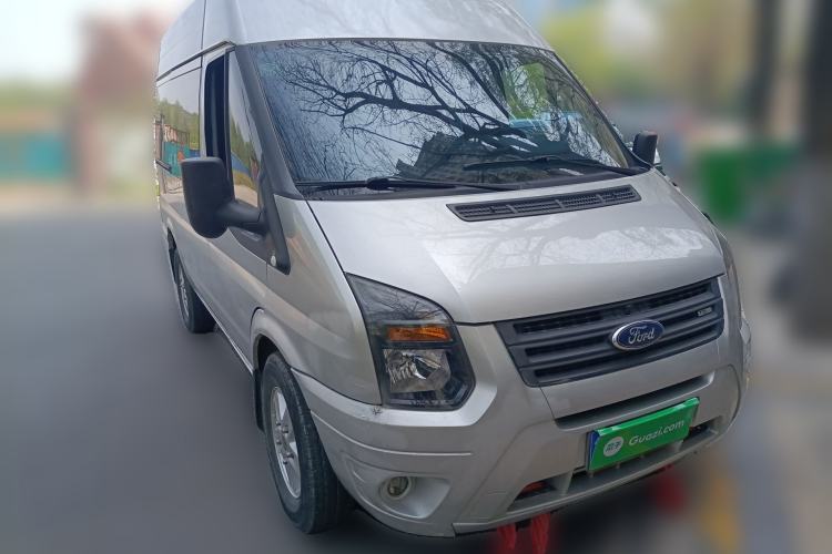 Used Ford Transit Custom 2015 2.4T Short-Wheelbase 6-Seater Mid-Roof Multi-Purpose Vehicle Front Right 45 Deg