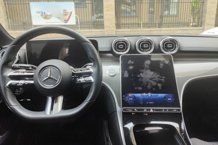 Used Mercedes-Benz C-Class 2022 Restyled C 260 L Sport Edition Center Console