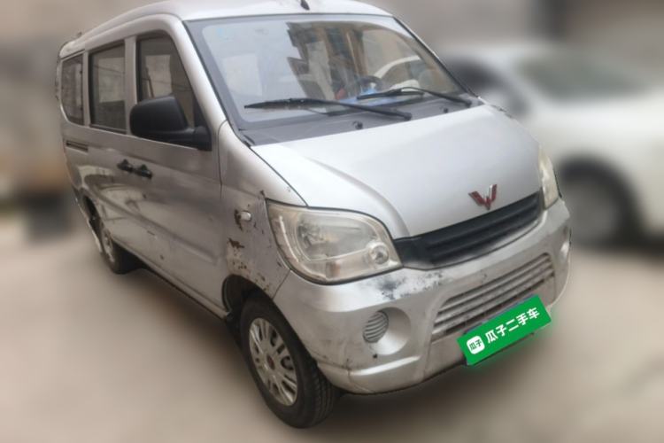 Used Wuling Zhiguang 2010 1.0L New Version Practical Short-Body L2Y
