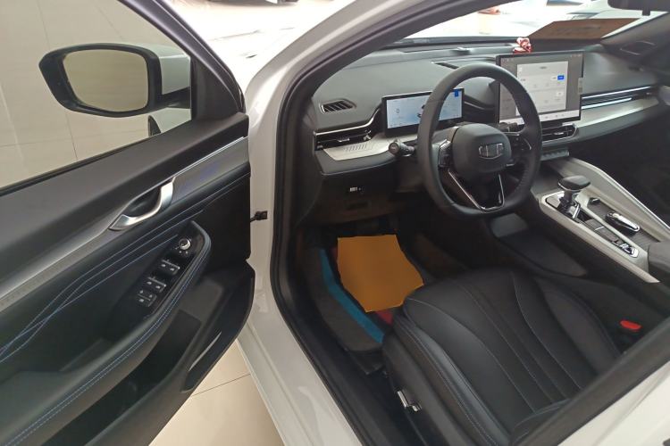 Used Geely Auto Preface 2025 Dongfang Yao 1.5TD Fuyao Edition
