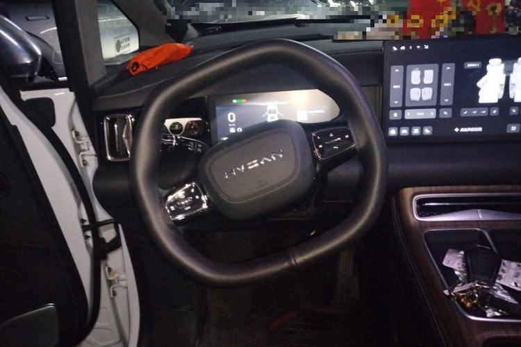 Used Hycan V09 2023 Luxury Edition 620
