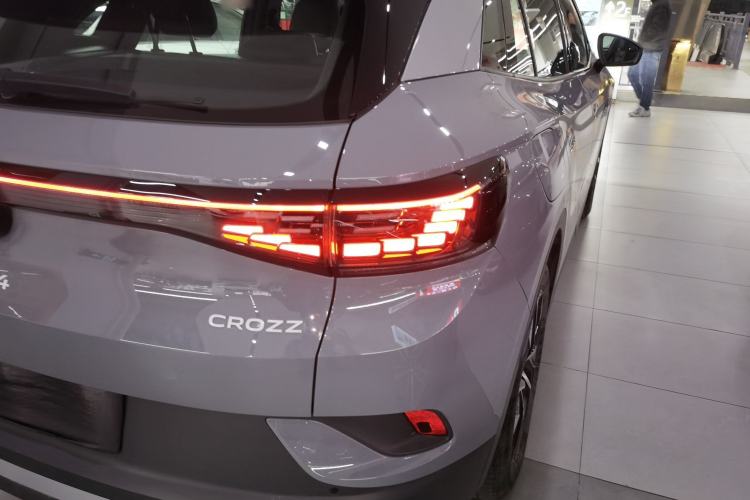 Used Volkswagen ID.4 CROZZ 2025 Pure Edition