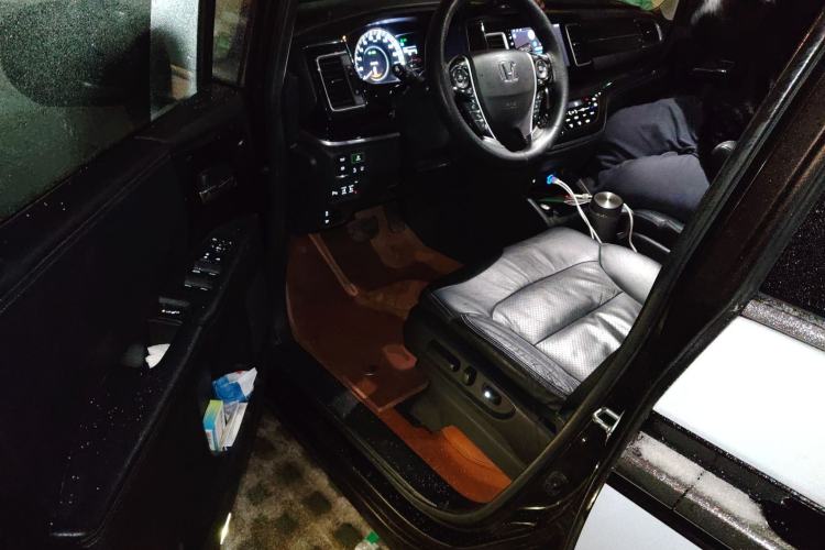 Used Honda Elysion 2019 2.0L Hybrid Luxury Edition
