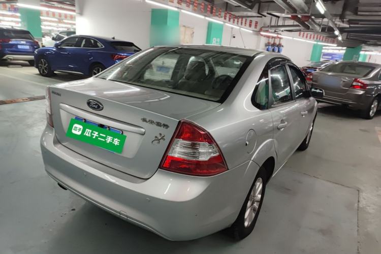 Used Ford Focus 2013 Sedan Classic 1.8L Manual Base Model Rear Right 45 Deg