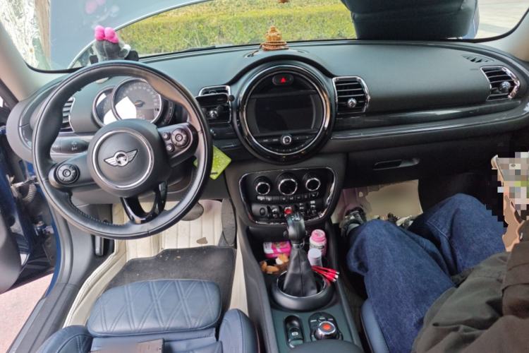 Used MINI Clubman 2018 1.5T COOPER Artist Center Console