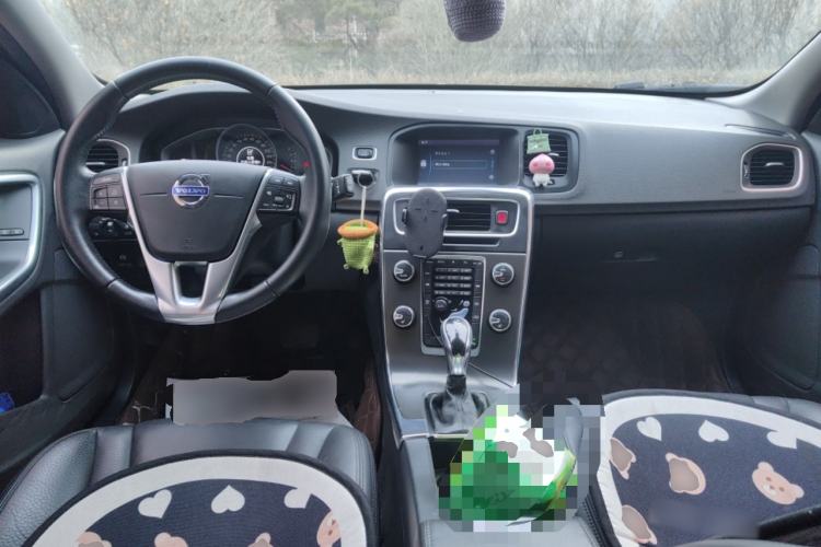 Used Volvo V60 2013 T5 Zhiya Edition