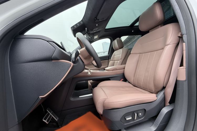 Used Nio ES8 2024 75 kWh
