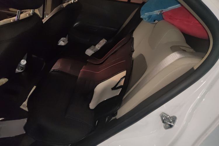 Used Chevrolet Aveo Sonic 2014 Sedan 1.4 SL MT Comfort Edition
