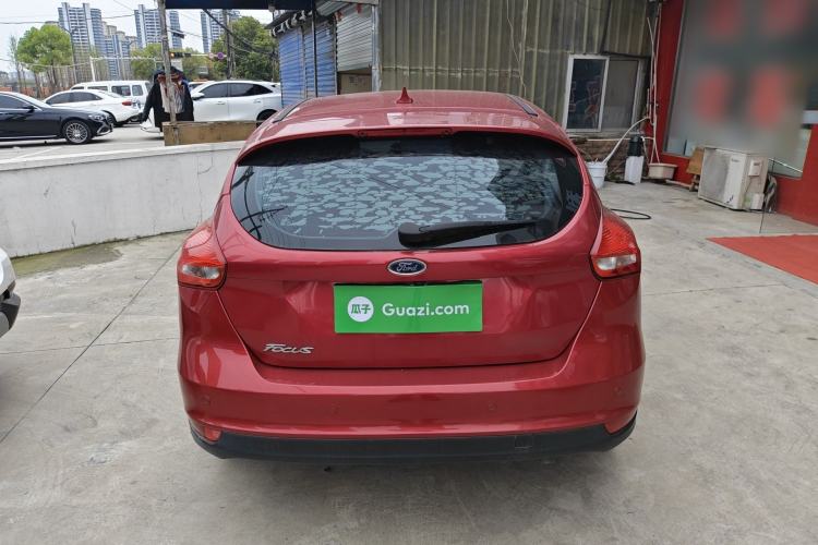 Used Ford Focus 2017 Hatchback 1.6L Automatic Fashion Edition Smart Drive Version
