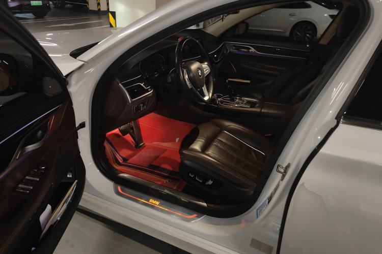 Used BMW 7 Series 2021 730Li Luxury Package