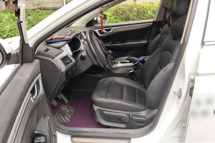 Used Geely Auto Emgrand GL 2017 1.8L Manual Elite Model Left Front Seat