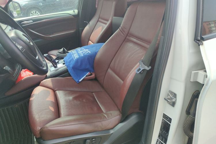 Used BMW X6 2011 xDrive35i
