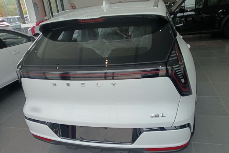 Used Geely Auto FX11 2025 4th Generation 1.5TD DCT – The Start Rear