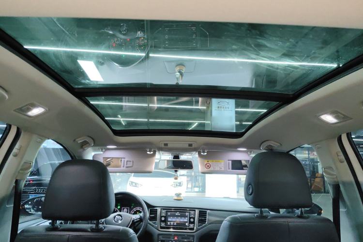 Used Volkswagen Golf Sportsvan 2018 230TSI Automatic Trend Edition
