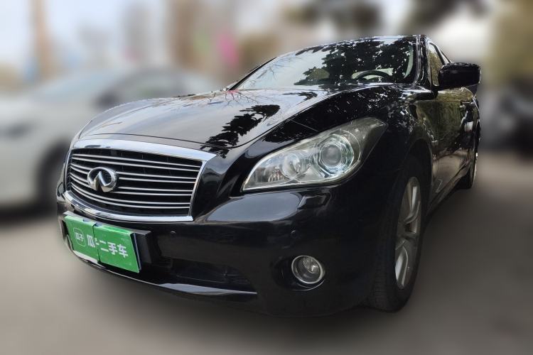 Used Infiniti M Series 2011 M37 model