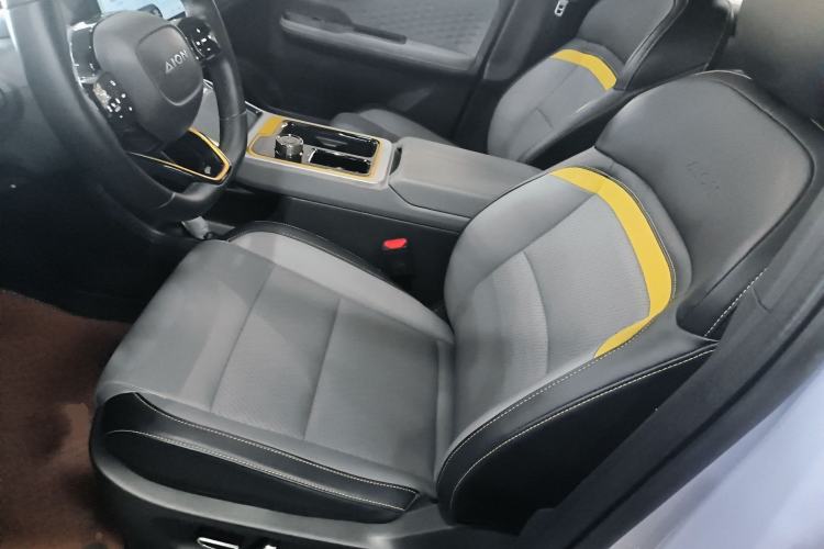 Used AION Y 2022 70 Tech Edition Lithium Iron Phosphate