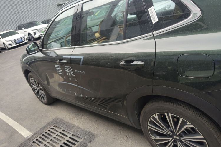 Used Geely Galaxy Galaxy Xingjian 7 EM-i 2025 120km Flagship Edition
