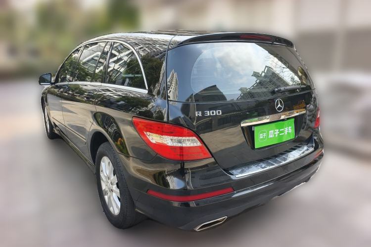 Used Mercedes-Benz R-Class 2011 R 300 L Business Model