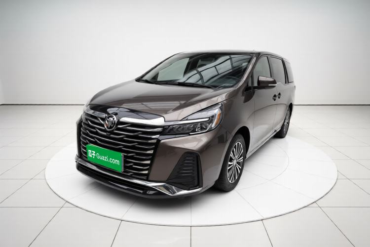 Used Buick GL8 2023 Facelifted Land Cruiser Executive Luxury Version