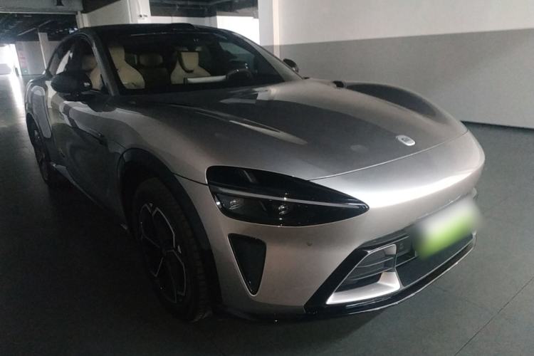 Used Xiaomi Auto YU7 2025 Ultra-Long Range Rear-Wheel Drive Version Front Right 45 Deg