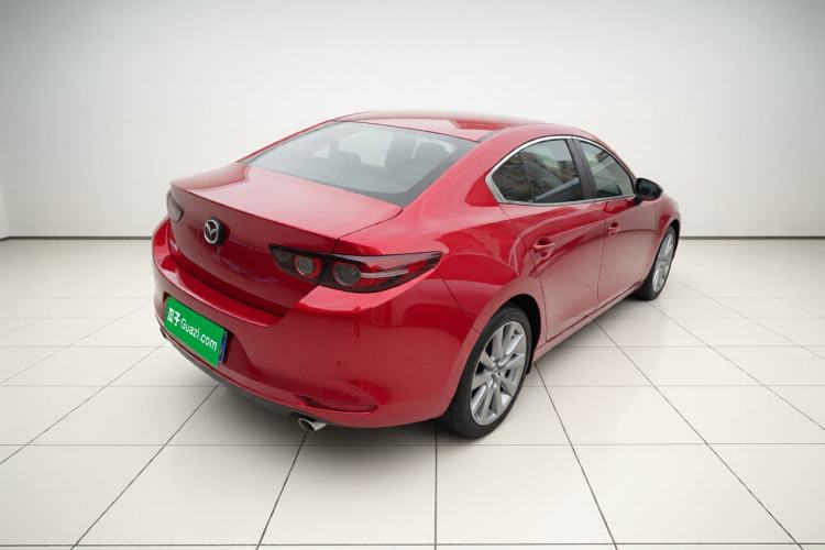 Used Mazda 3 Axela 2020 2.0L Automatic Luxury Version
