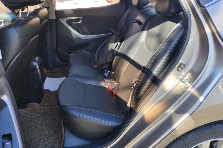 Used Hyundai Elantra (5th Generation / Langdong) 2016 1.6L Automatic Prestige Model
