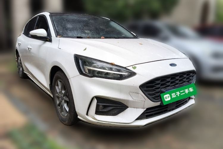 Used Ford Focus 2021 Hatchback EcoBoost 180 Automatic Titanium Edition Front Right 45 Deg